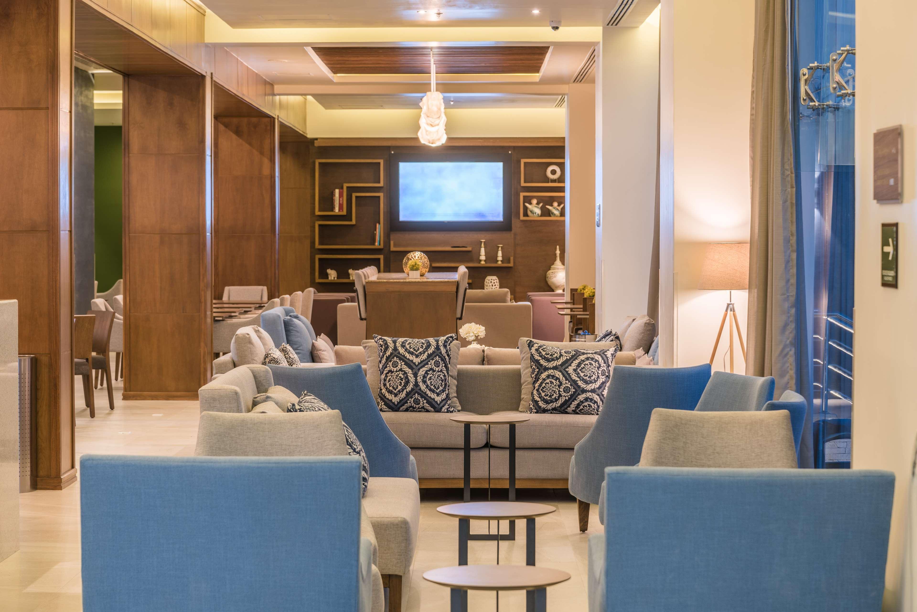 Hampton Inn & Suites By Hilton Salamanca Bajio Ngoại thất bức ảnh